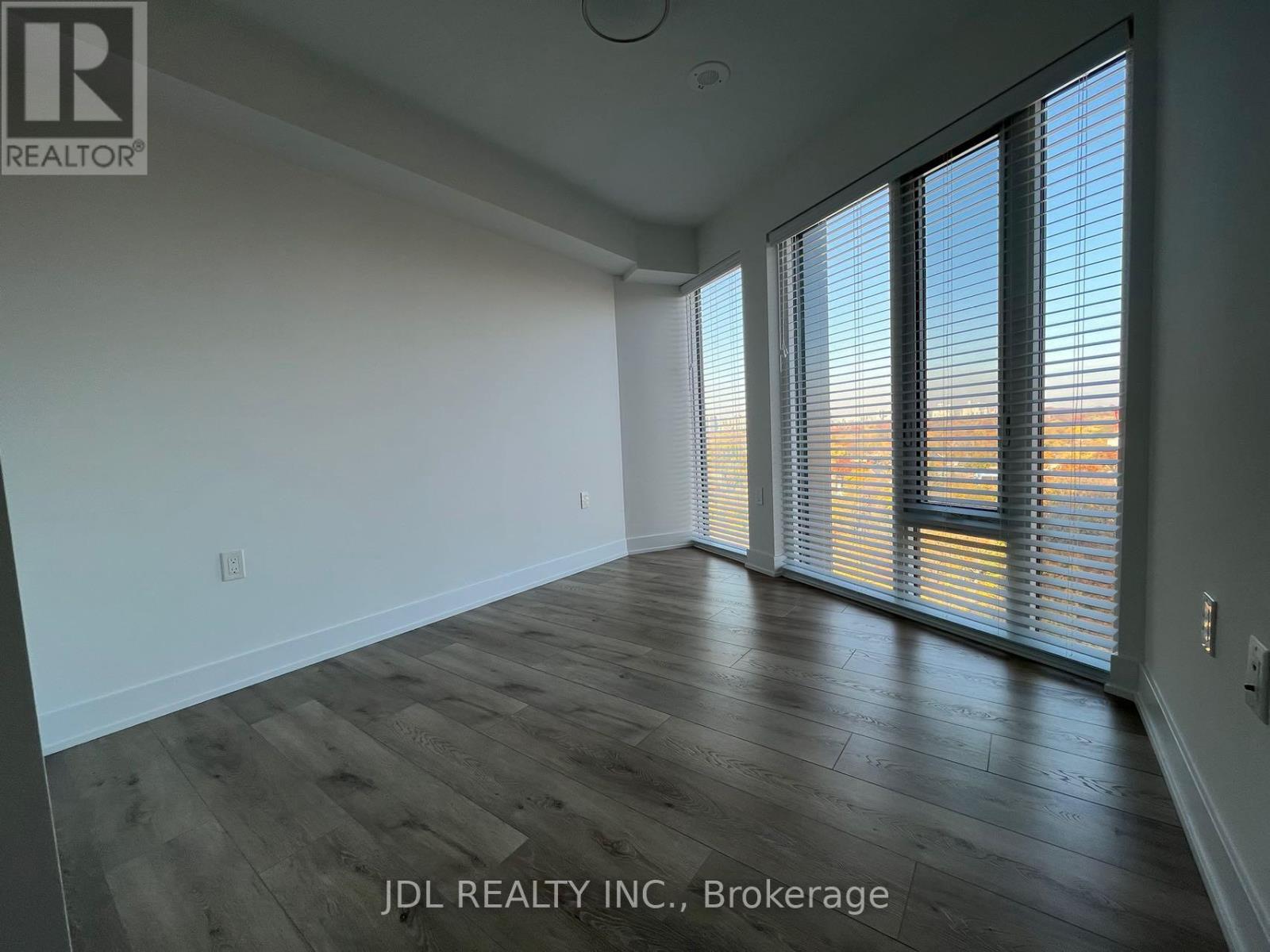 1102 - 575 Bloor Street E, Toronto, Ontario  M4W 0B2 - Photo 4 - C12422811