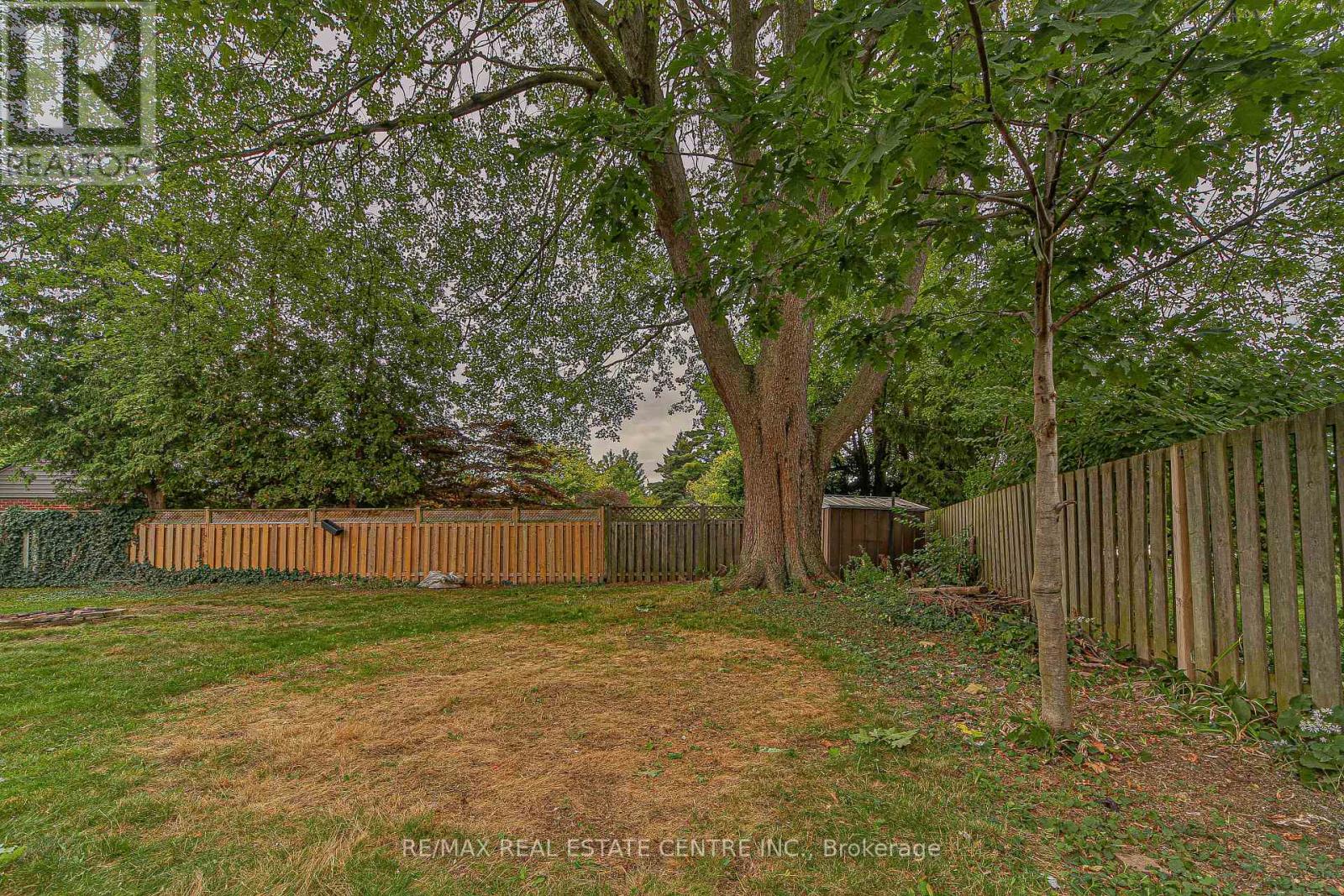 1292 Crossfield Bend, Mississauga, Ontario  L5G 3P4 - Photo 38 - W12422802