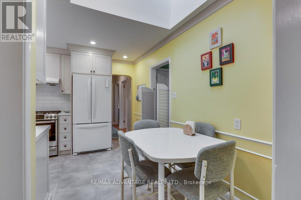 303 Griffith Street, London South, Ontario  N6K 2R5 - Photo 12 - X12420619