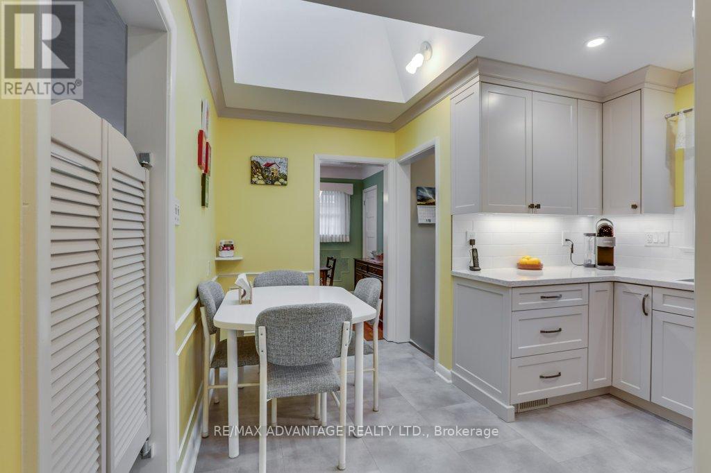 303 Griffith Street, London South, Ontario  N6K 2R5 - Photo 13 - X12420619