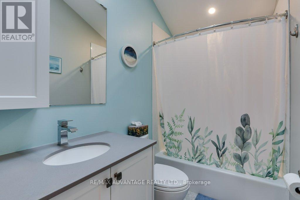 303 Griffith Street, London South, Ontario  N6K 2R5 - Photo 22 - X12420619