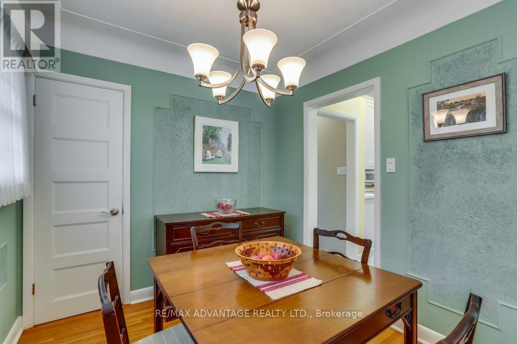 303 Griffith Street, London South, Ontario  N6K 2R5 - Photo 10 - X12420619