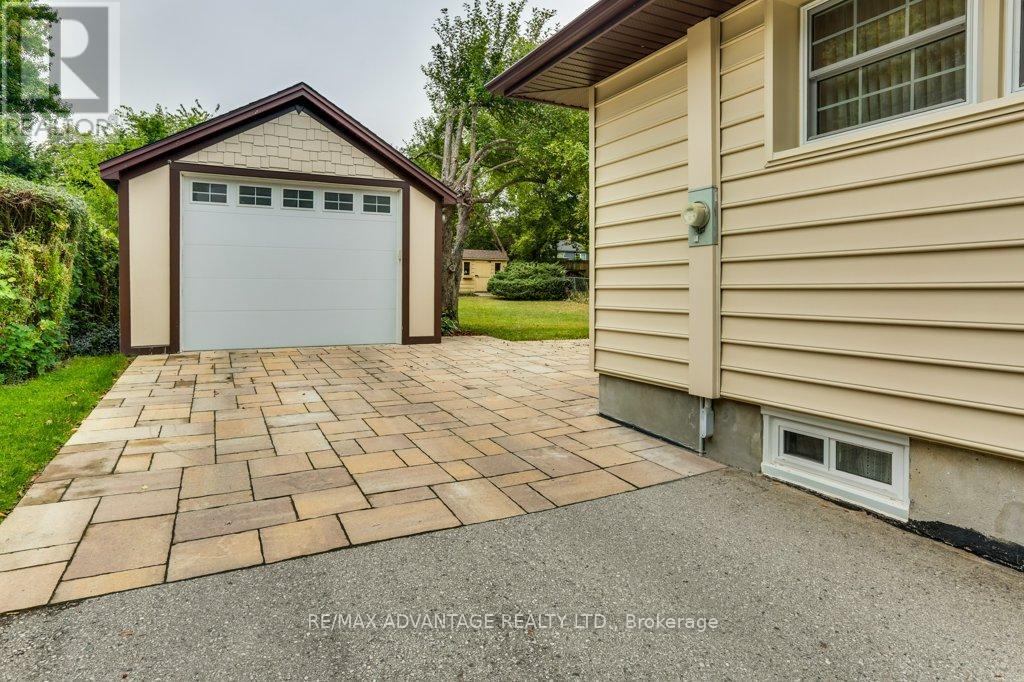 303 Griffith Street, London South, Ontario  N6K 2R5 - Photo 33 - X12420619