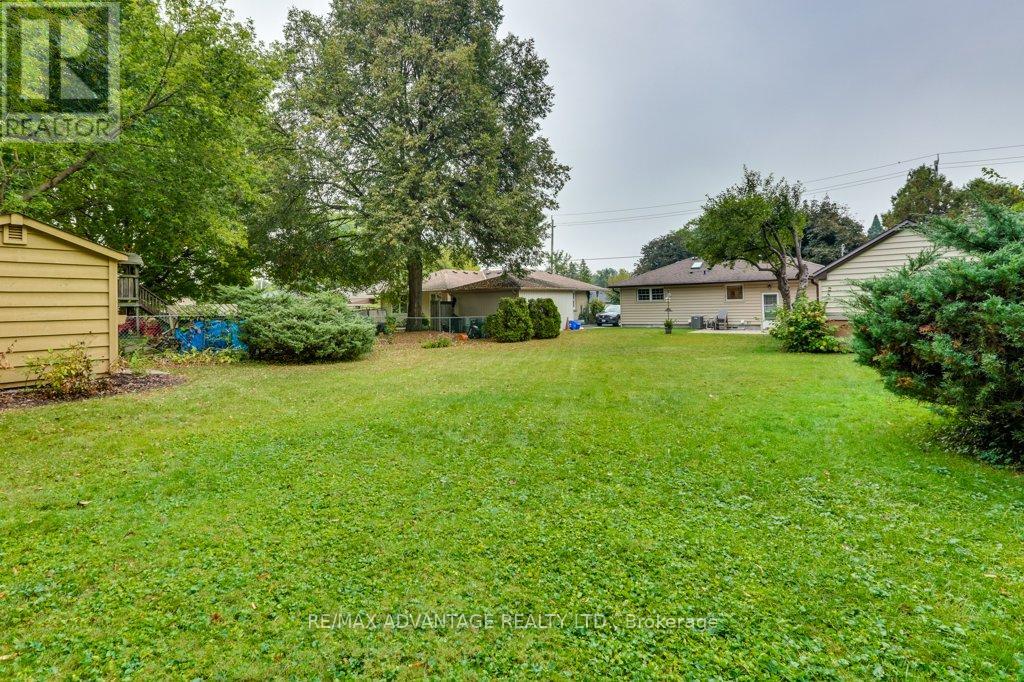 303 Griffith Street, London South, Ontario  N6K 2R5 - Photo 36 - X12420619