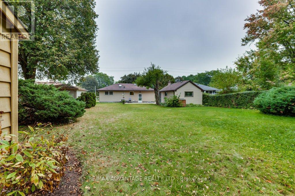 303 Griffith Street, London South, Ontario  N6K 2R5 - Photo 37 - X12420619