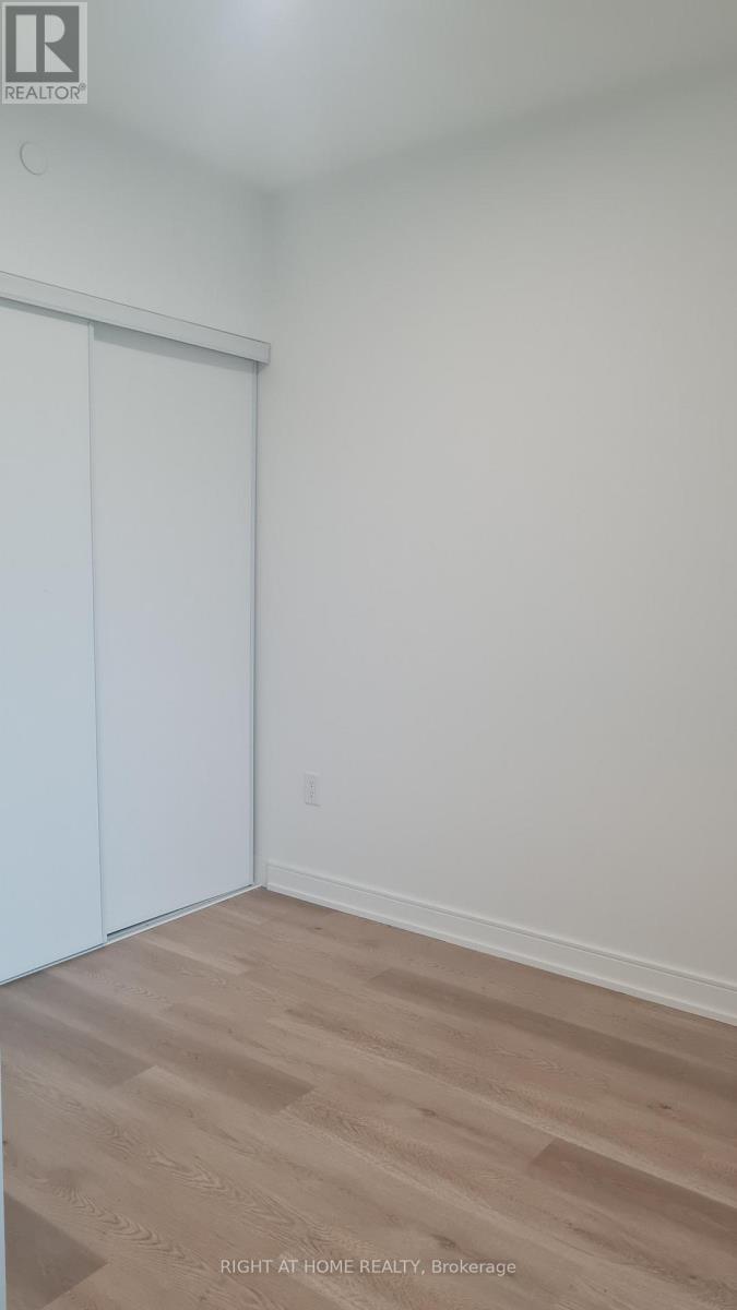 430 - 3009 Novar Road, Mississauga, Ontario  L5B 0P9 - Photo 12 - W12422819