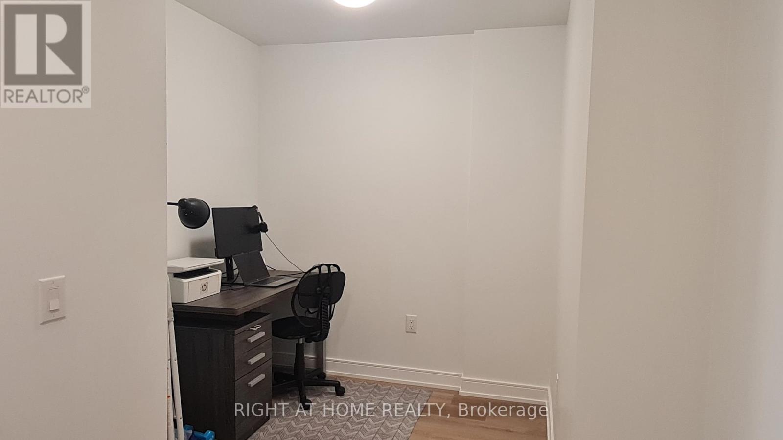 430 - 3009 Novar Road, Mississauga, Ontario  L5B 0P9 - Photo 15 - W12422819