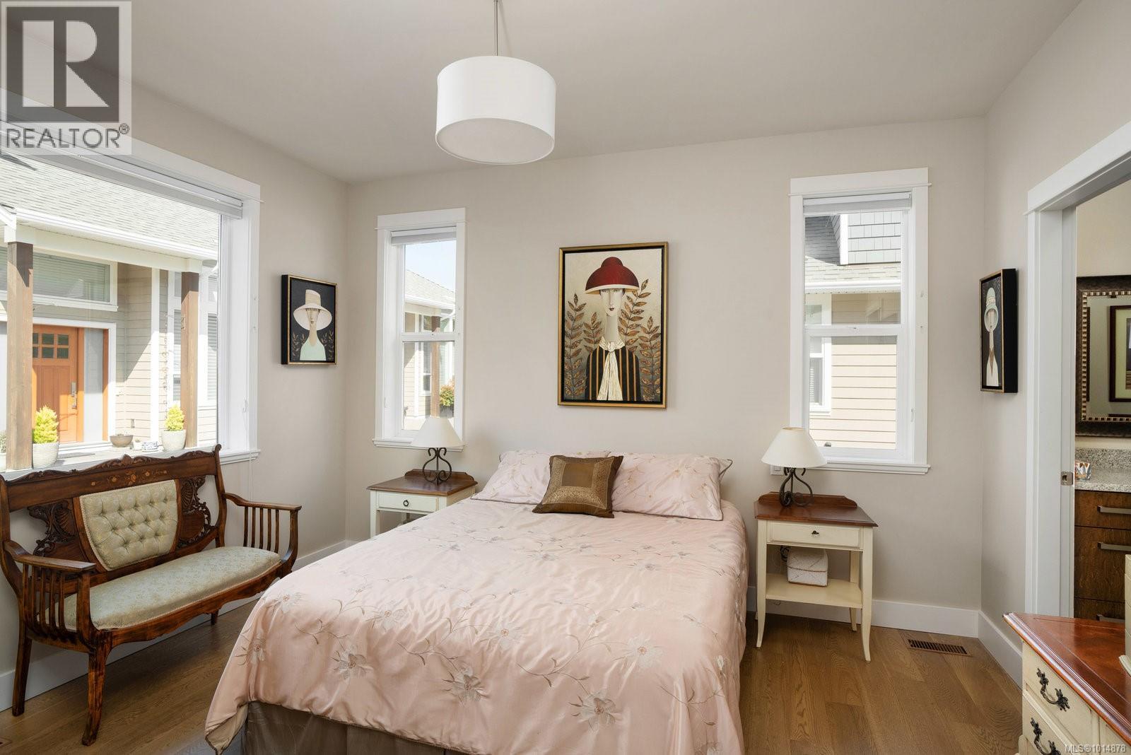 2 2430 Henry Ave, Sidney, British Columbia  V8L 2B7 - Photo 14 - 1014878