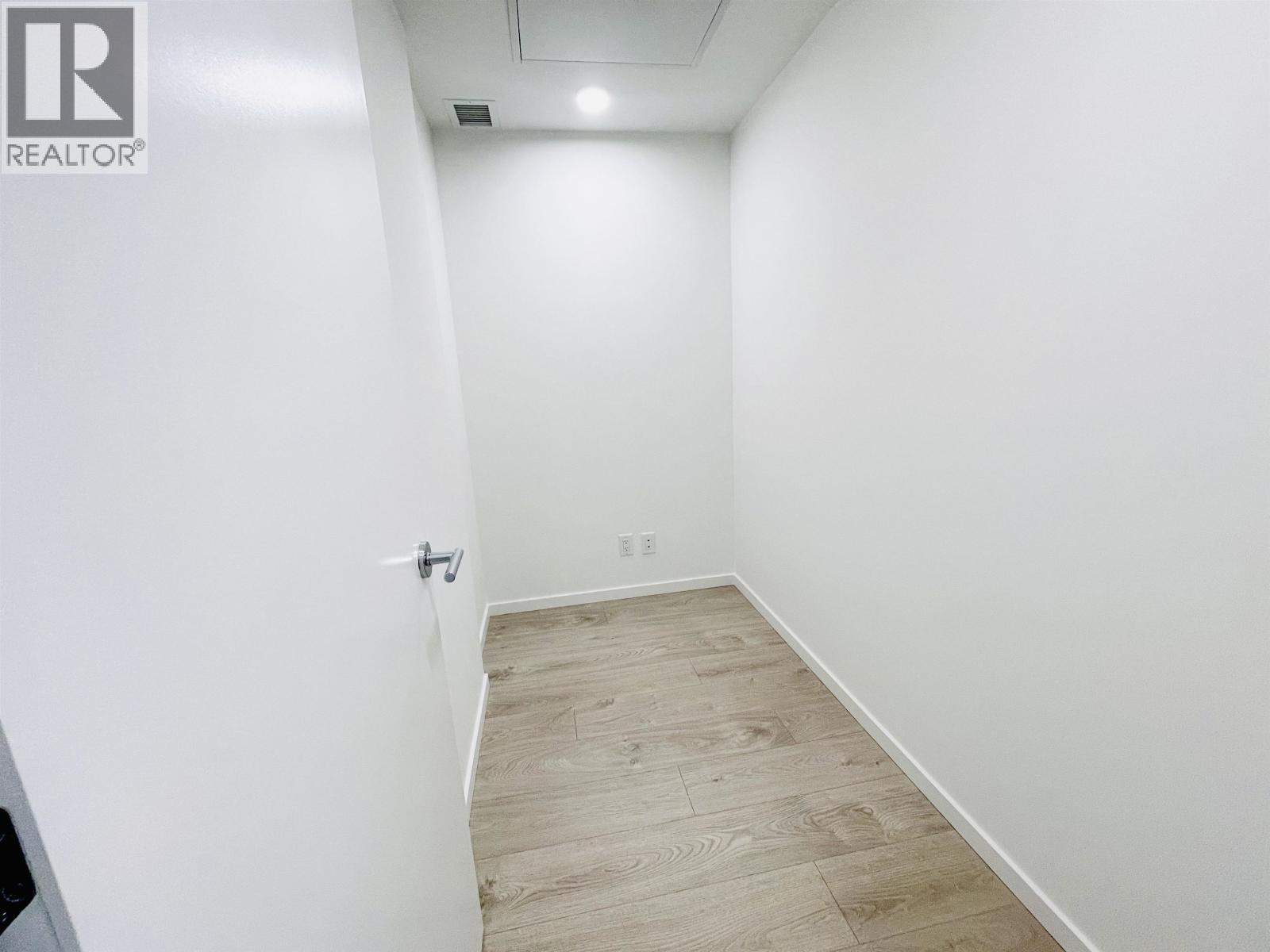216 6600 Minoru Boulevard, Richmond, British Columbia  V6Y 0N3 - Photo 7 - R3048888