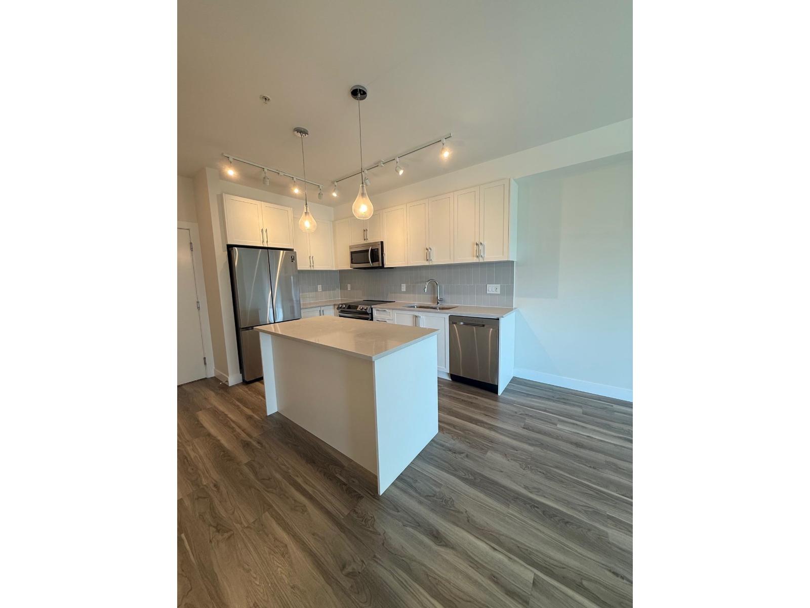 203 20356 72b Avenue, Langley, British Columbia  V2Y 4J9 - Photo 3 - R3051539