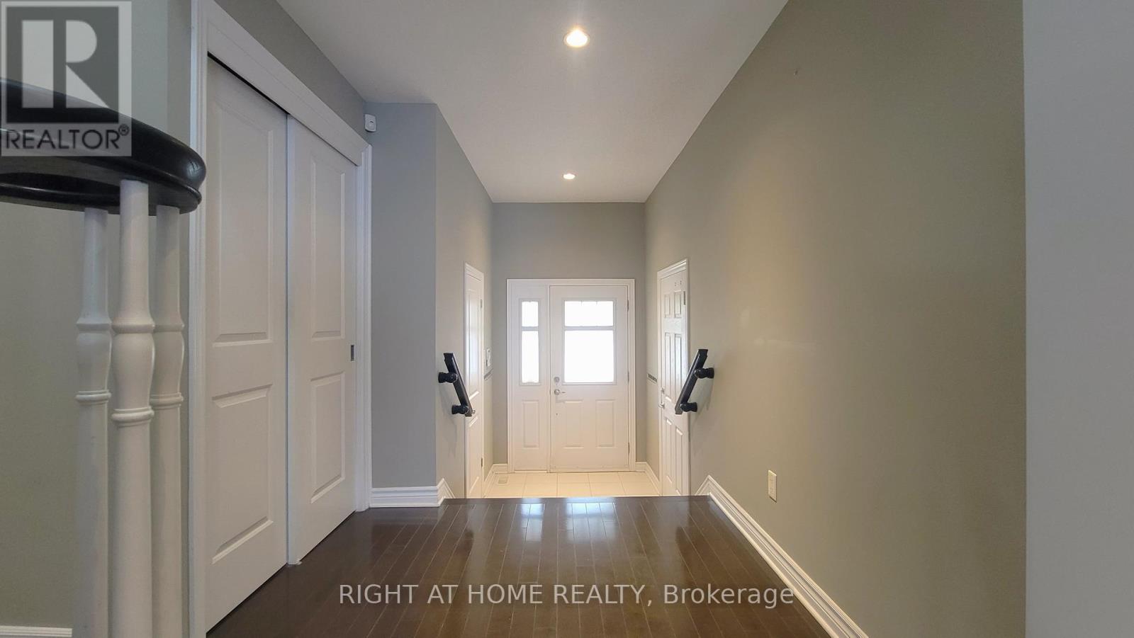134 Mancini Way, Ottawa, Ontario  K2J 3V1 - Photo 5 - X12422838