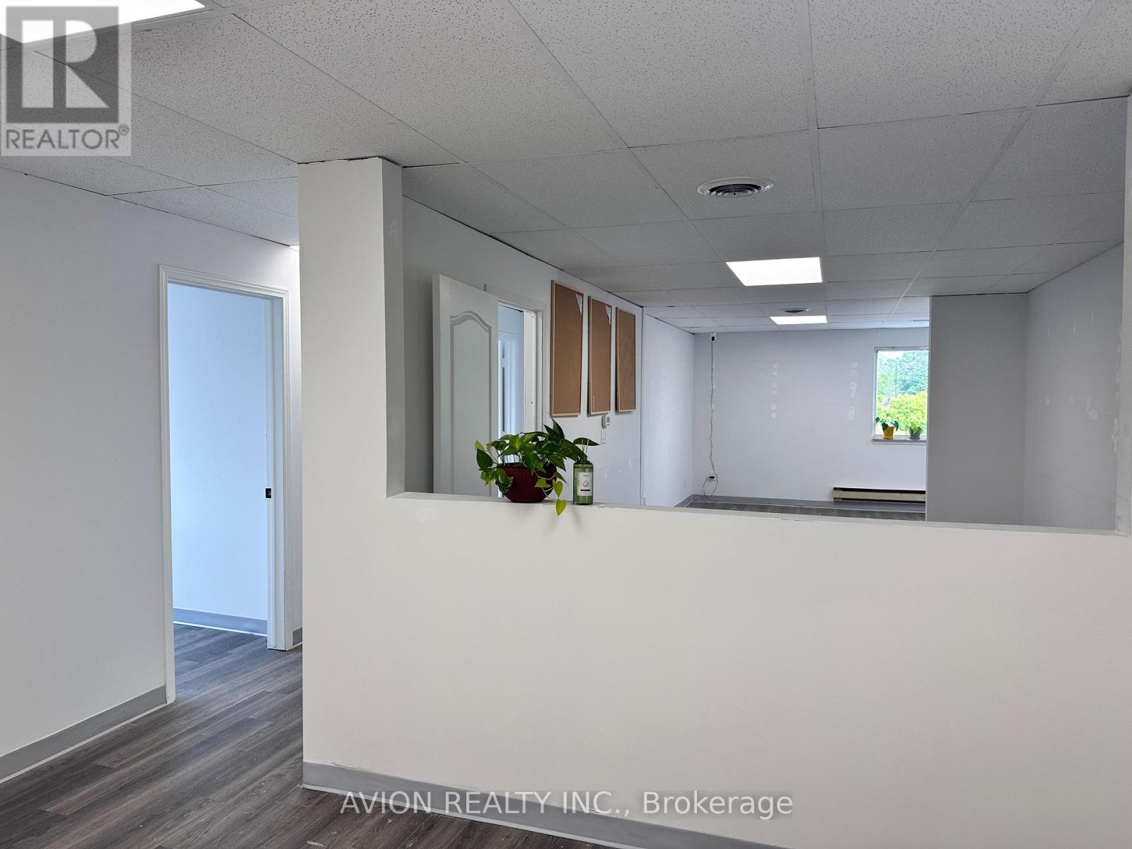 2b - 7027 Yonge Street, Markham, Ontario  L3T 2A5 - Photo 6 - N12402956