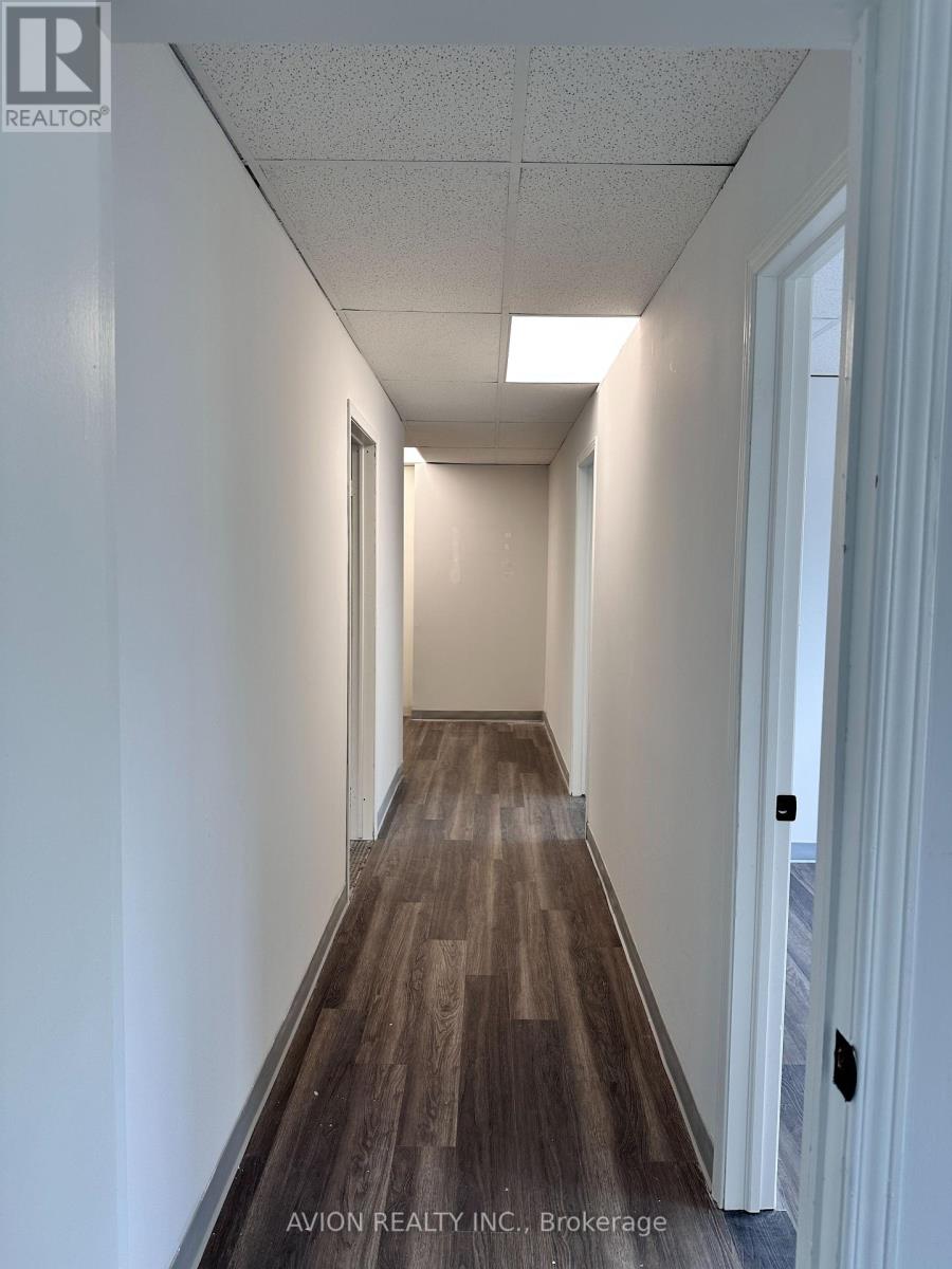 2b - 7027 Yonge Street, Markham, Ontario  L3T 2A5 - Photo 7 - N12402956