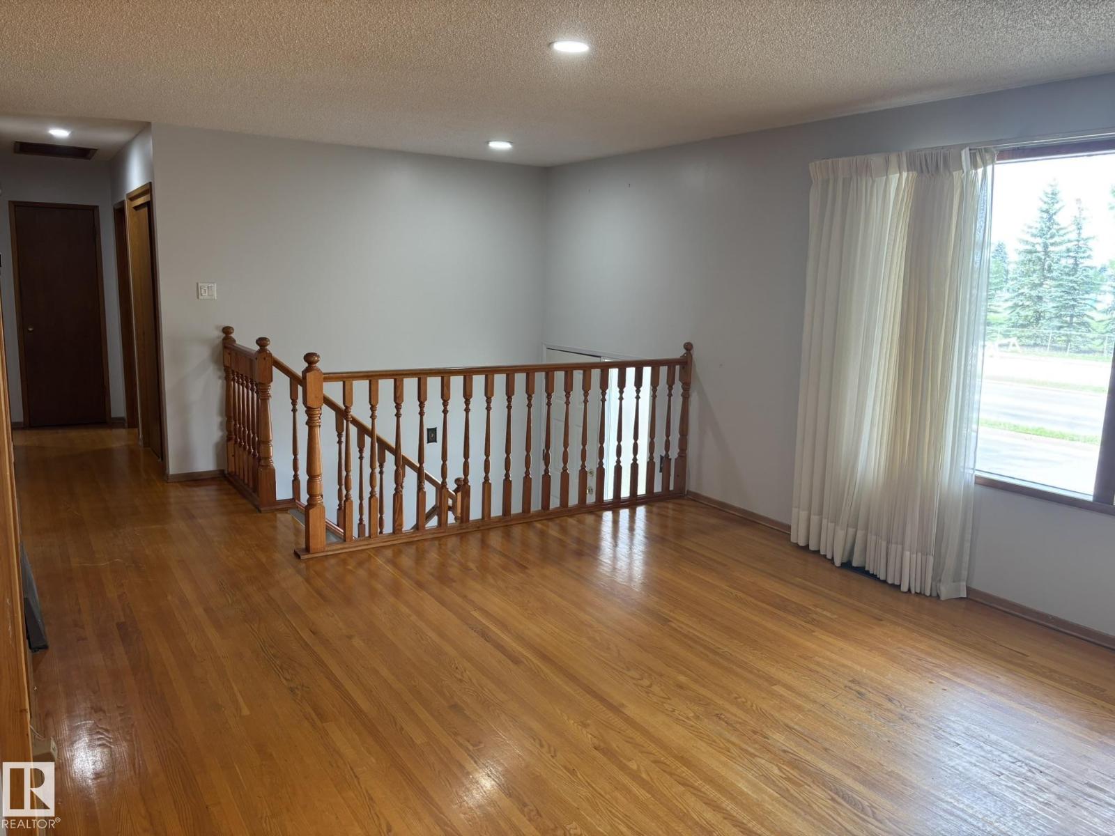 16603 95 Av Nw, Edmonton, Alberta  T5P 0B1 - Photo 7 - E4459161