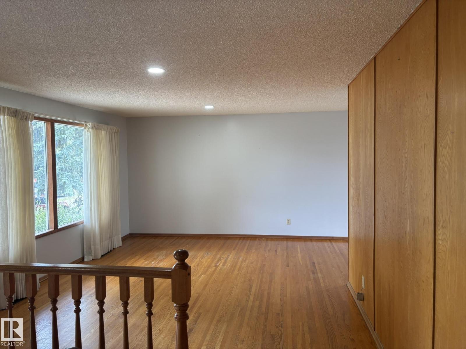 16603 95 Av Nw, Edmonton, Alberta  T5P 0B1 - Photo 9 - E4459161