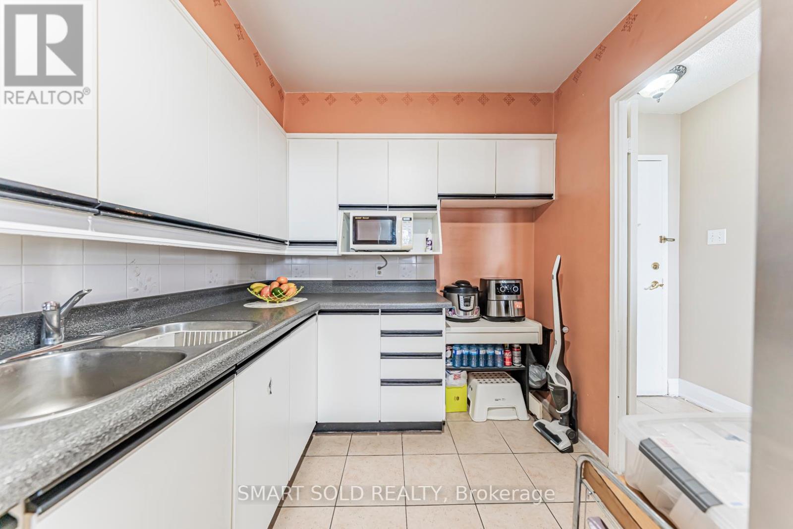 1212 - 2550 Pharmacy Avenue, Toronto (L'amoreaux), Ontario  M1W 1H9 - Photo 14 - E12422849