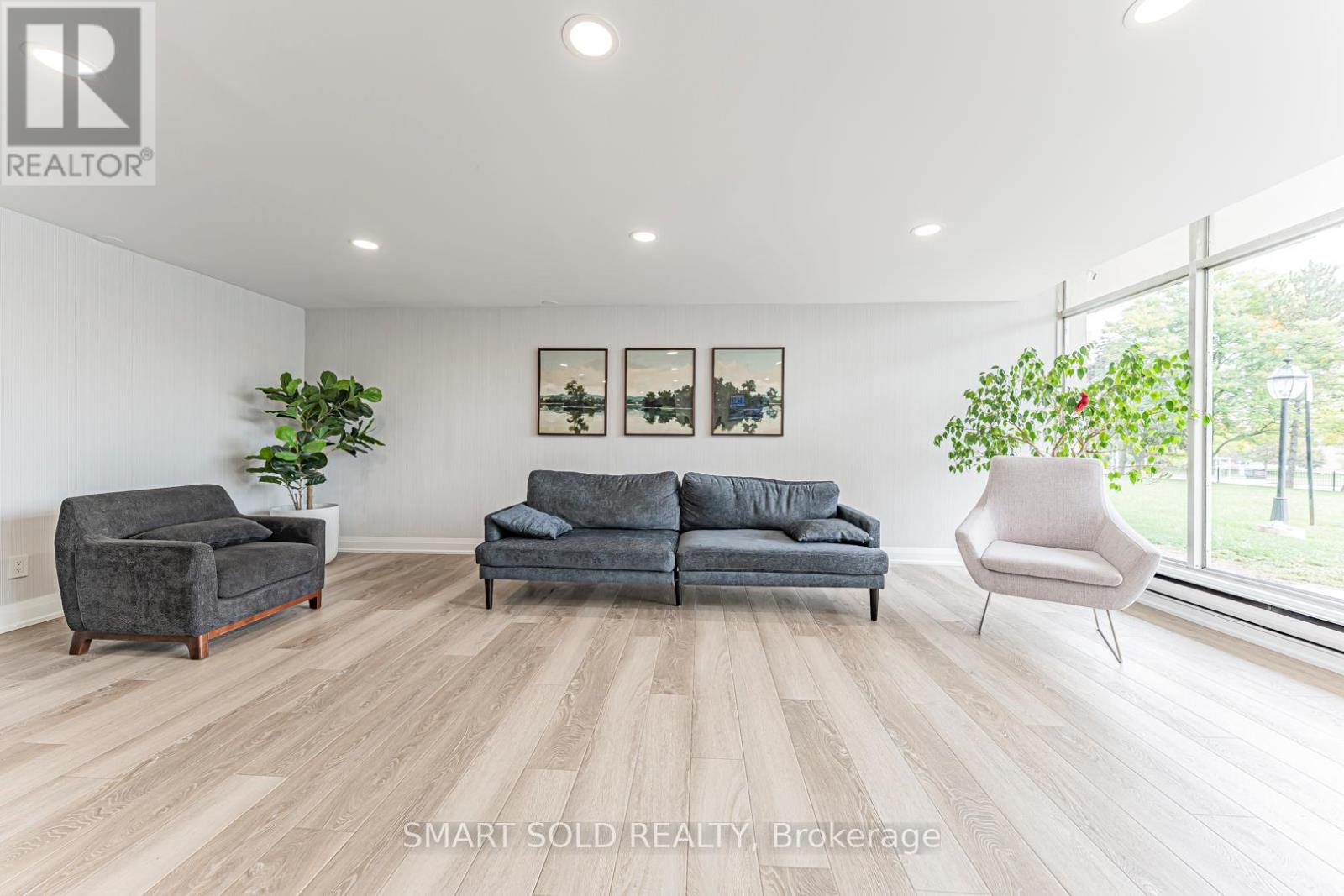 1212 - 2550 Pharmacy Avenue, Toronto (L'amoreaux), Ontario  M1W 1H9 - Photo 4 - E12422849