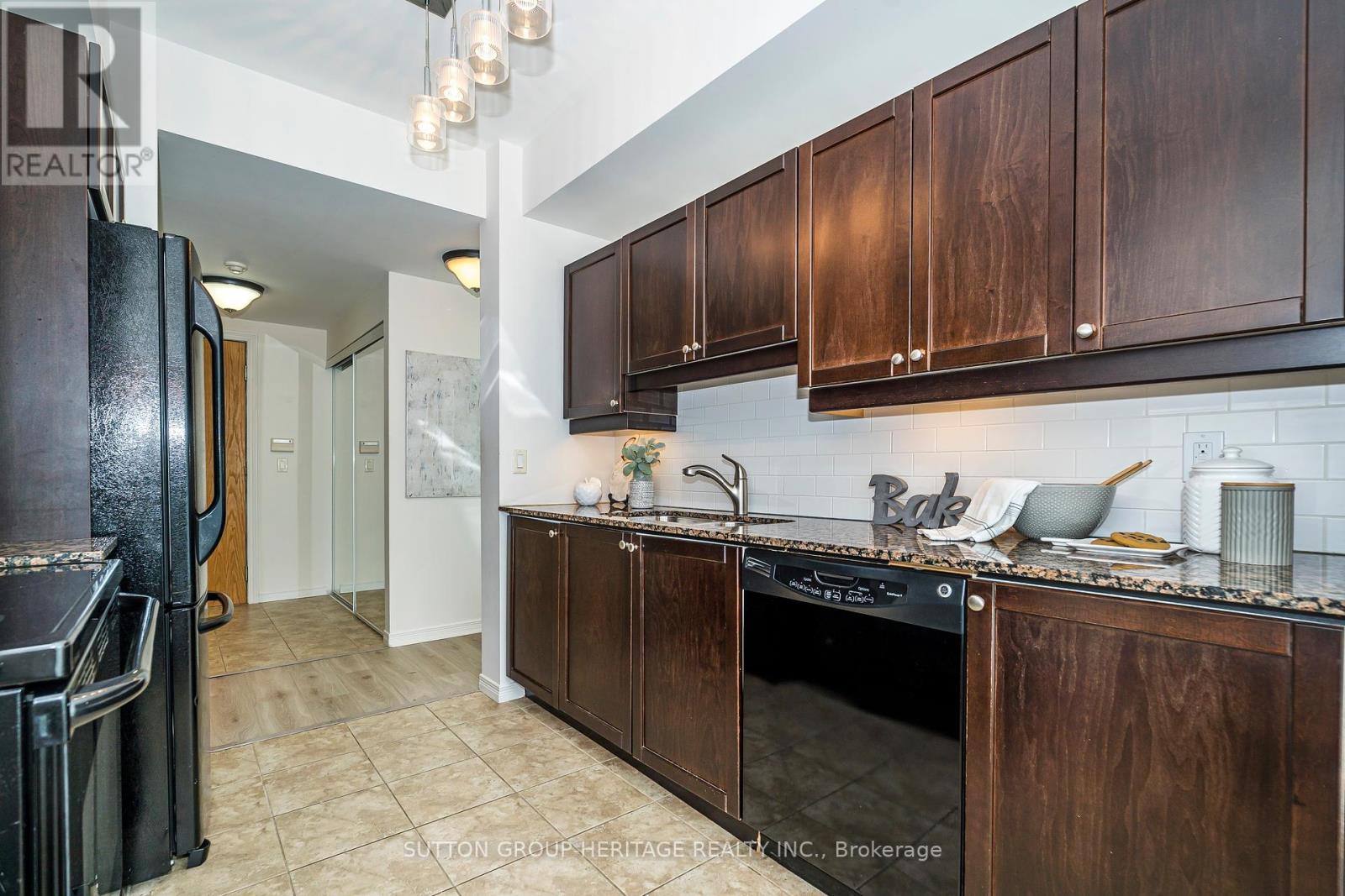 A02 - 340 Watson Street W, Whitby, Ontario  L1N 9G1 - Photo 23 - E12422868
