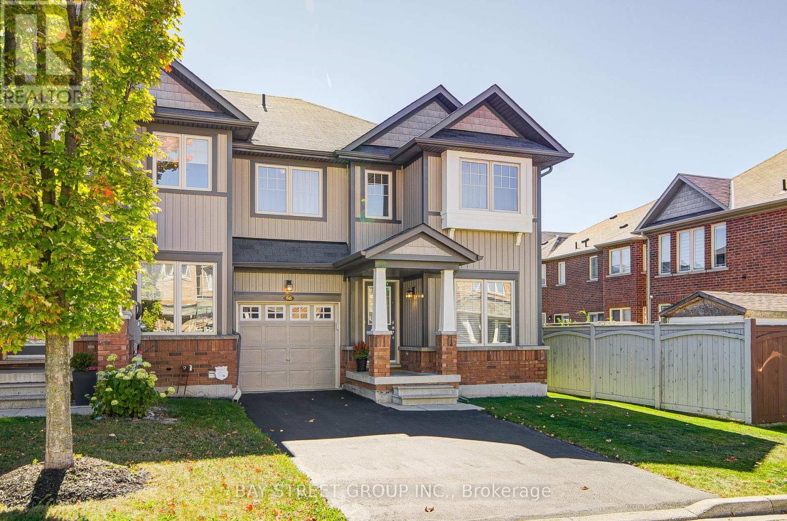 66 Sequin Drive, Richmond Hill, Ontario  L4E 0M4 - Photo 3 - N12422847