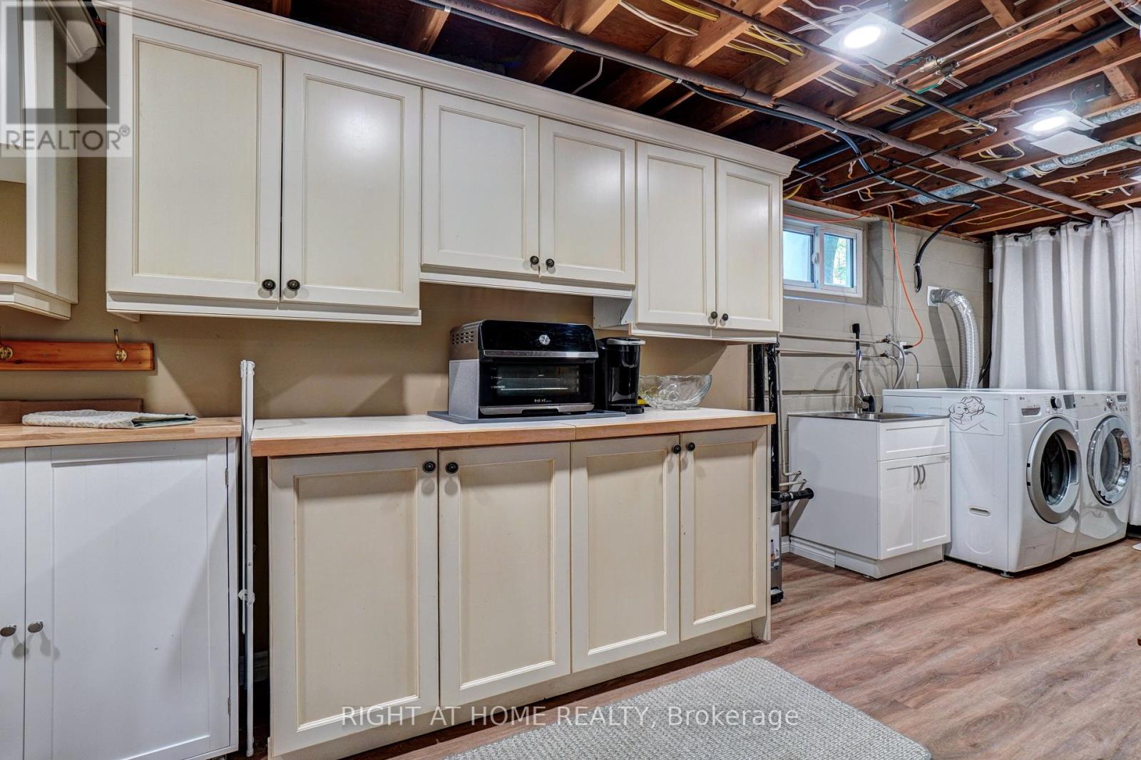18 Northwood Road, Georgina, Ontario  L0E 1R0 - Photo 21 - N12422848
