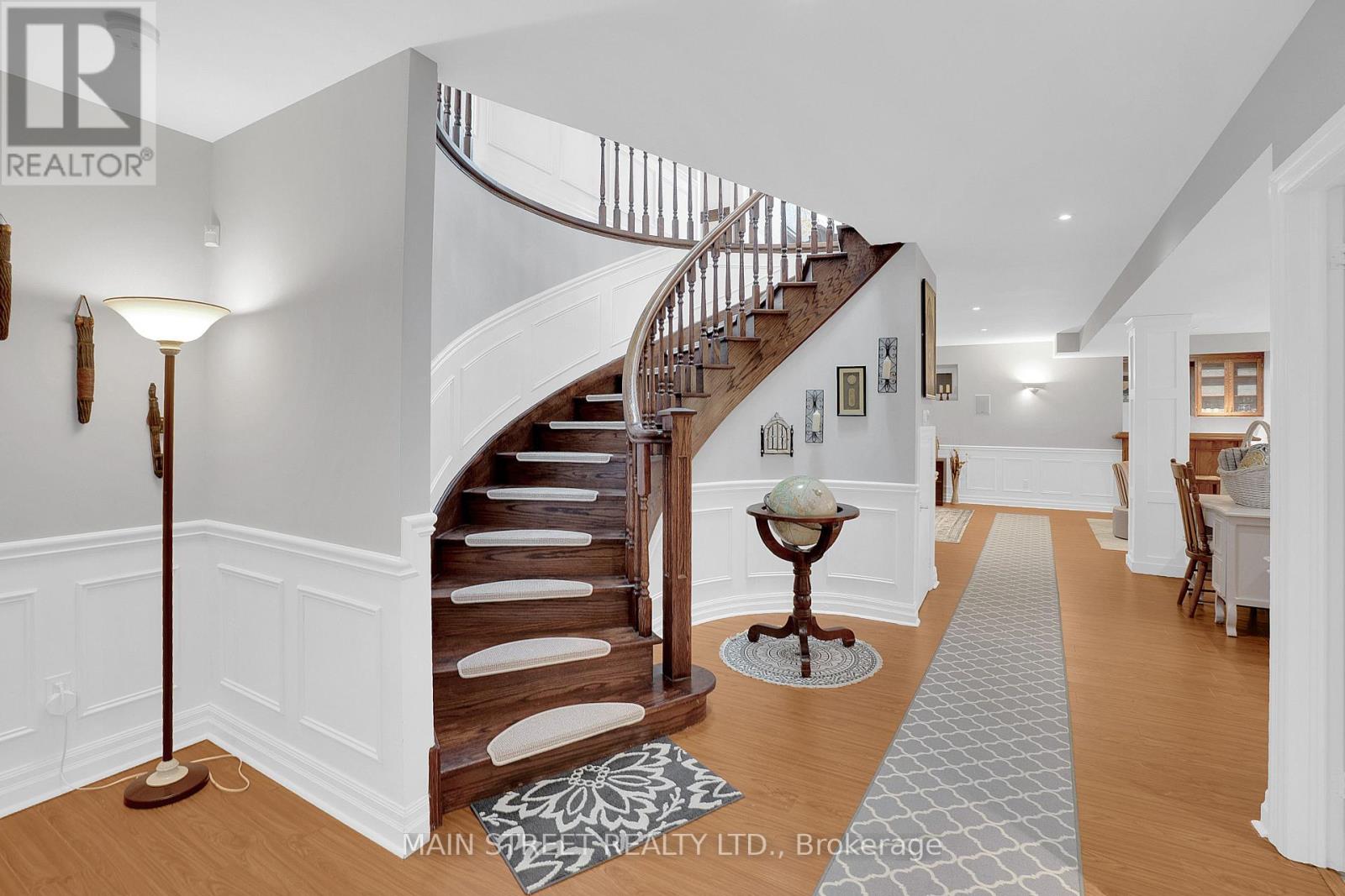 9 Cedar Ridge Road, Whitchurch-Stouffville, Ontario  L4A 2E9 - Photo 21 - N12422876