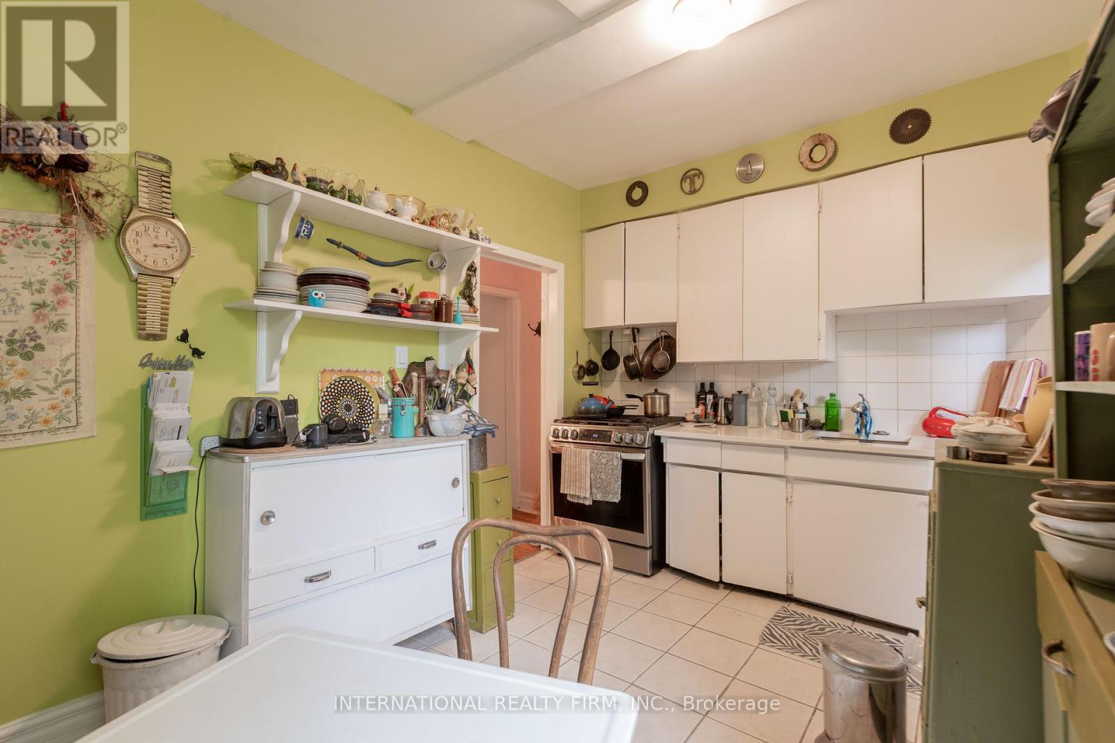 1273 Lansdowne Avenue, Toronto, Ontario  M6H 3Z9 - Photo 14 - W12422851