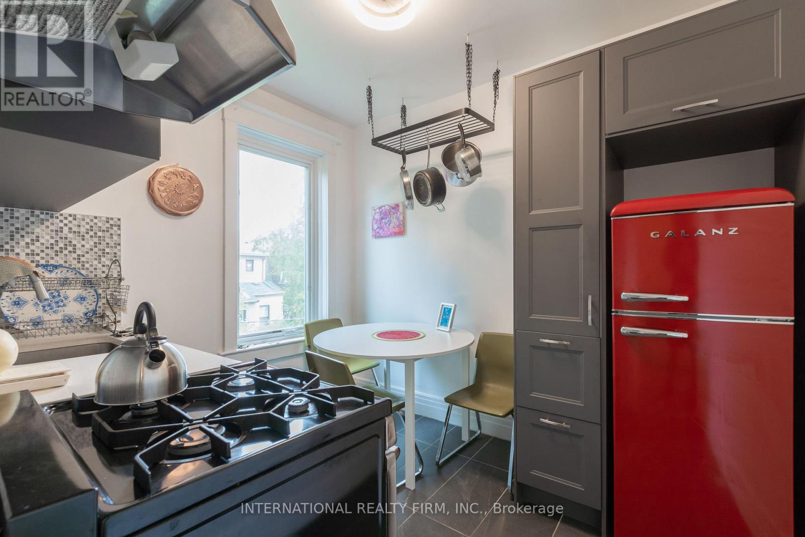 1273 Lansdowne Avenue, Toronto, Ontario  M6H 3Z9 - Photo 16 - W12422851