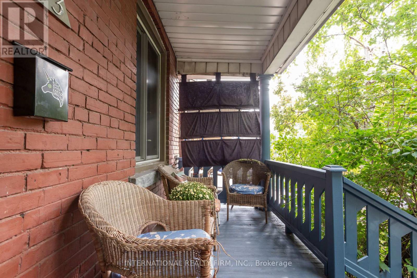 1273 Lansdowne Avenue, Toronto, Ontario  M6H 3Z9 - Photo 2 - W12422851