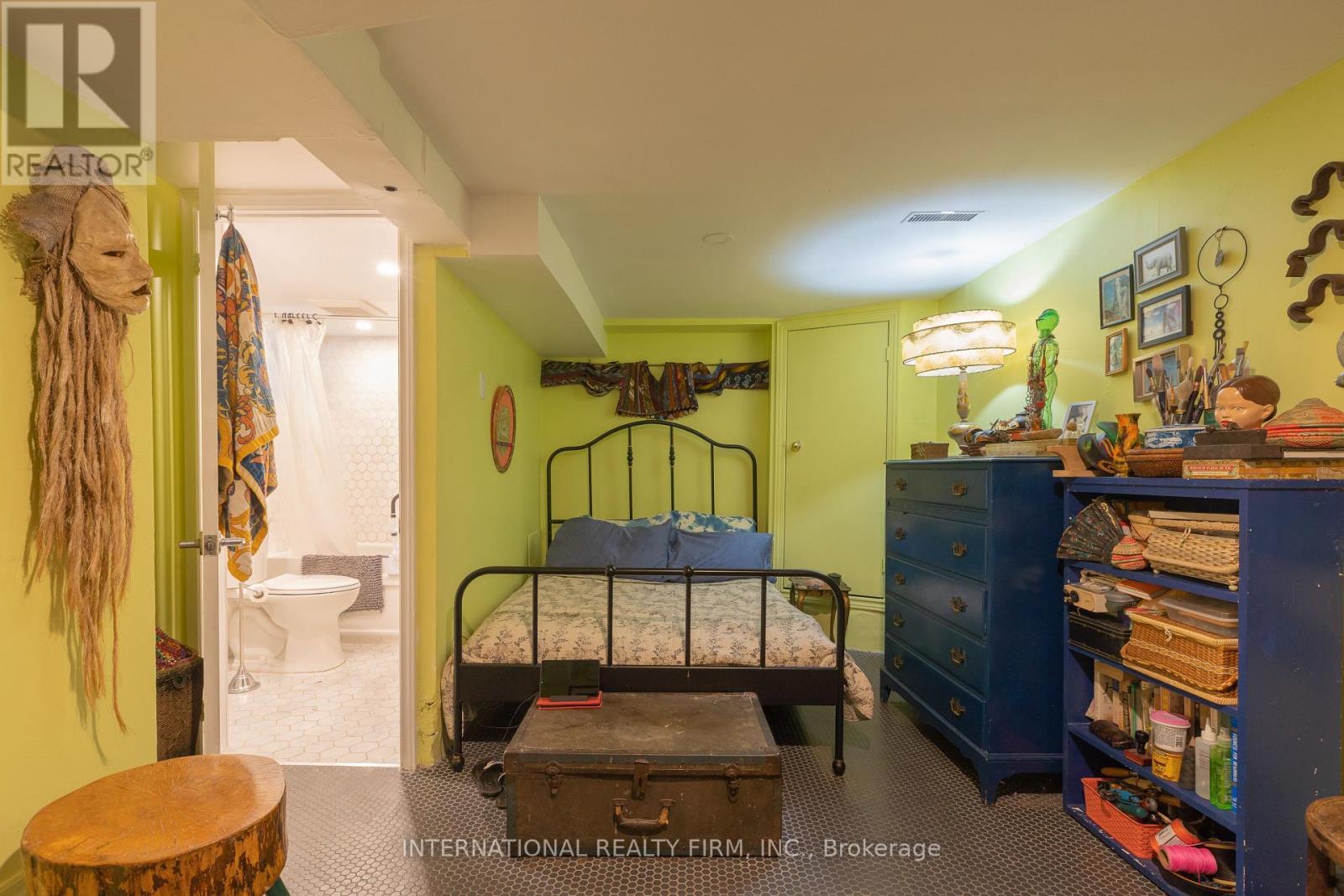 1273 Lansdowne Avenue, Toronto, Ontario  M6H 3Z9 - Photo 26 - W12422851