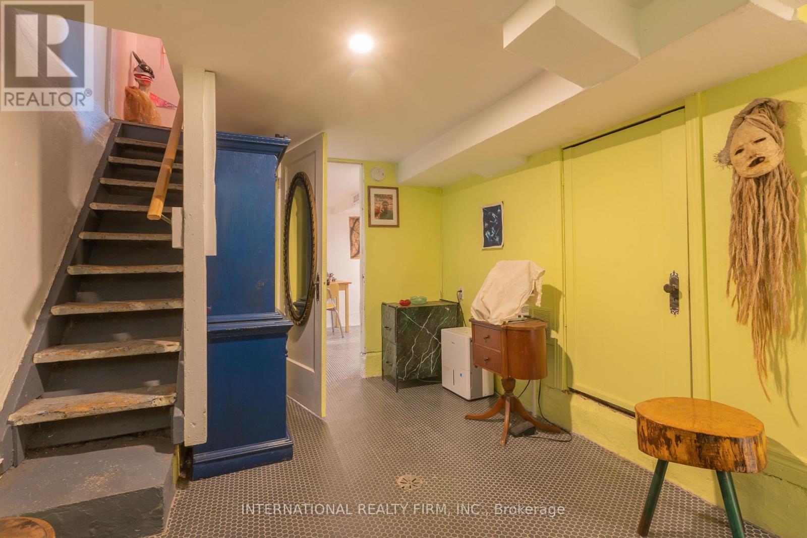 1273 Lansdowne Avenue, Toronto, Ontario  M6H 3Z9 - Photo 27 - W12422851