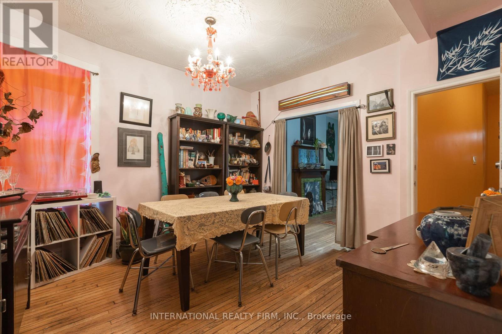 1273 Lansdowne Avenue, Toronto, Ontario  M6H 3Z9 - Photo 7 - W12422851