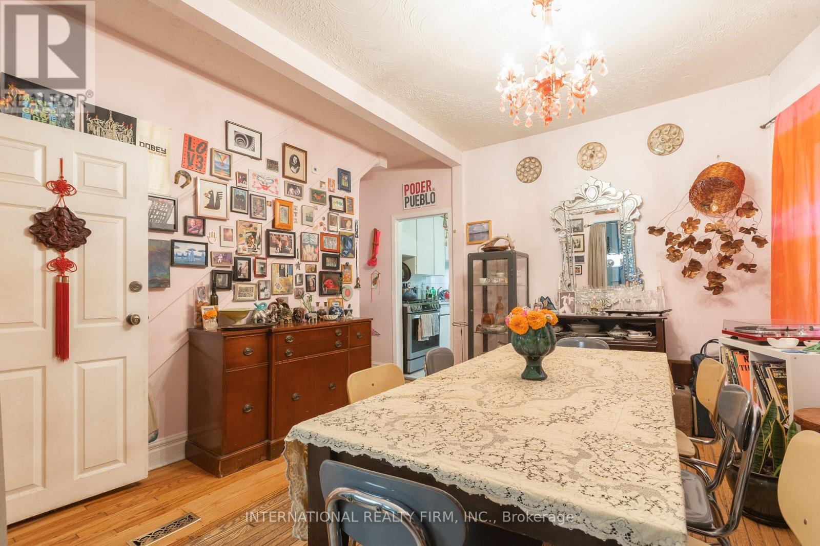 1273 Lansdowne Avenue, Toronto, Ontario  M6H 3Z9 - Photo 8 - W12422851