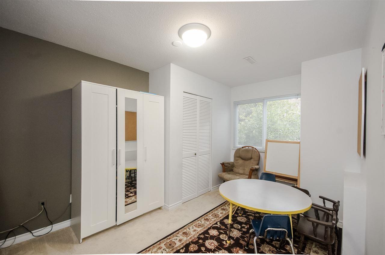 15026 98a Avenue, Surrey, British Columbia  V3R 8H3 - Photo 11 - R3050928
