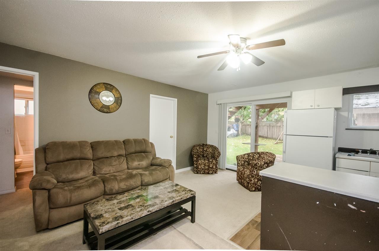 15026 98a Avenue, Surrey, British Columbia  V3R 8H3 - Photo 3 - R3050928