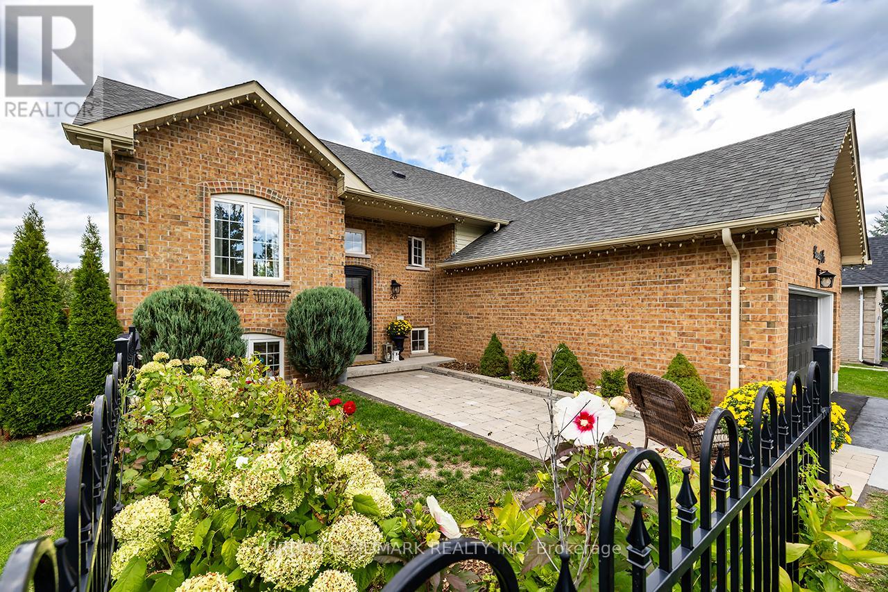 26 Brookside Street, Cavan Monaghan, Ontario  L0A 1G0 - Photo 4 - X12422853