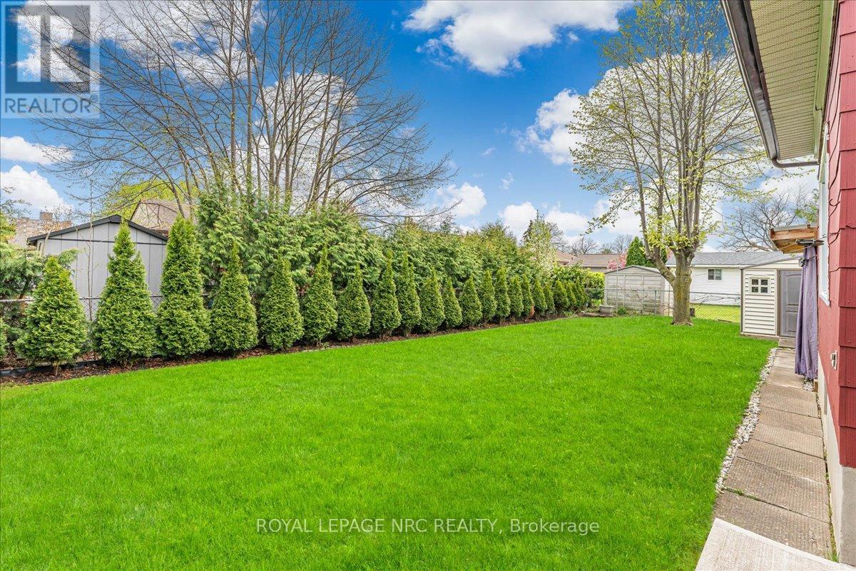 16 Dunraven Avenue, St. Catharines, Ontario  L2M 6A7 - Photo 28 - X12422889