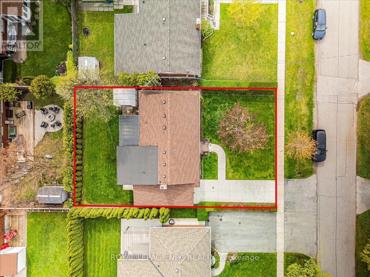 16 Dunraven Avenue, St. Catharines, Ontario  L2M 6A7 - Photo 34 - X12422889