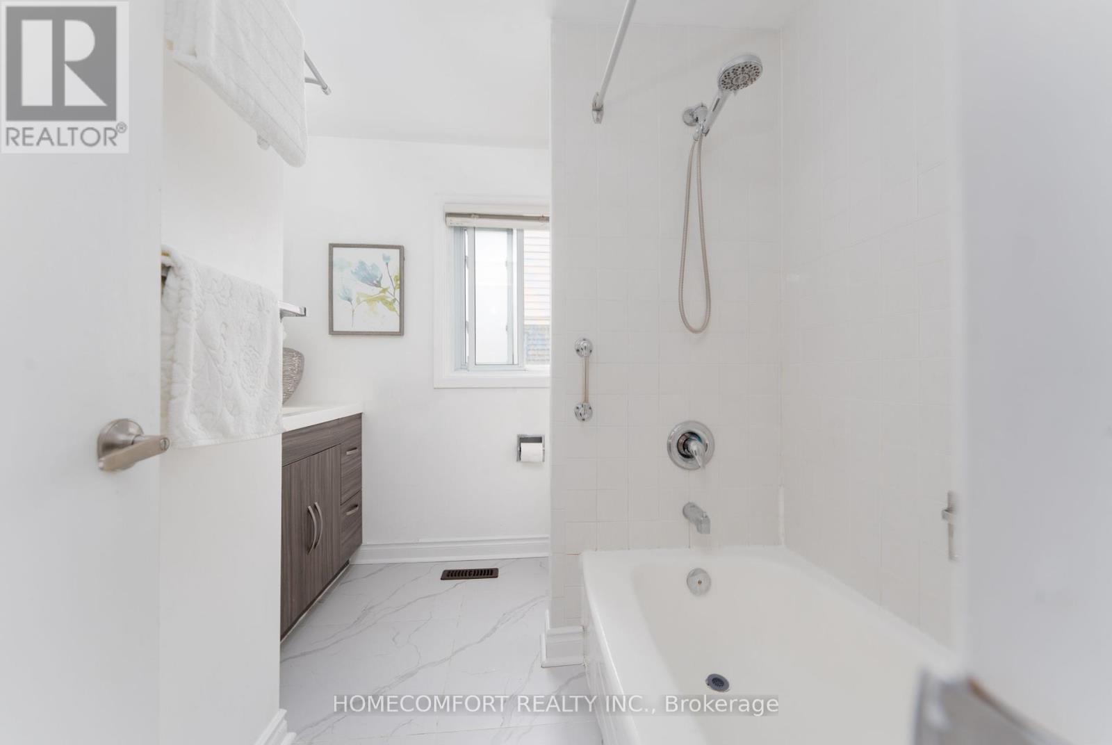 105 Rooksnest Trail, Toronto (Agincourt North), Ontario  M1S 3W4 - Photo 38 - E12422890