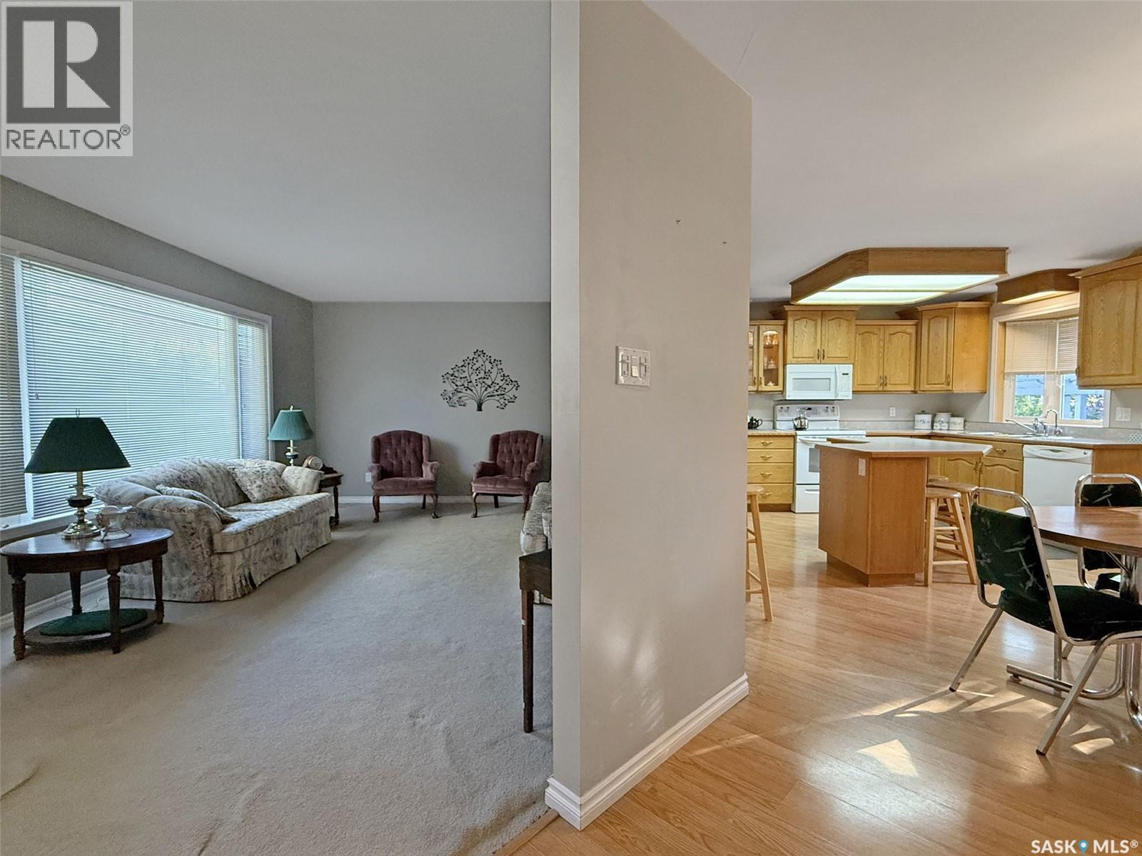 204 Brownlee Street, Herbert, Saskatchewan  S0H 2A0 - Photo 8 - SK018992