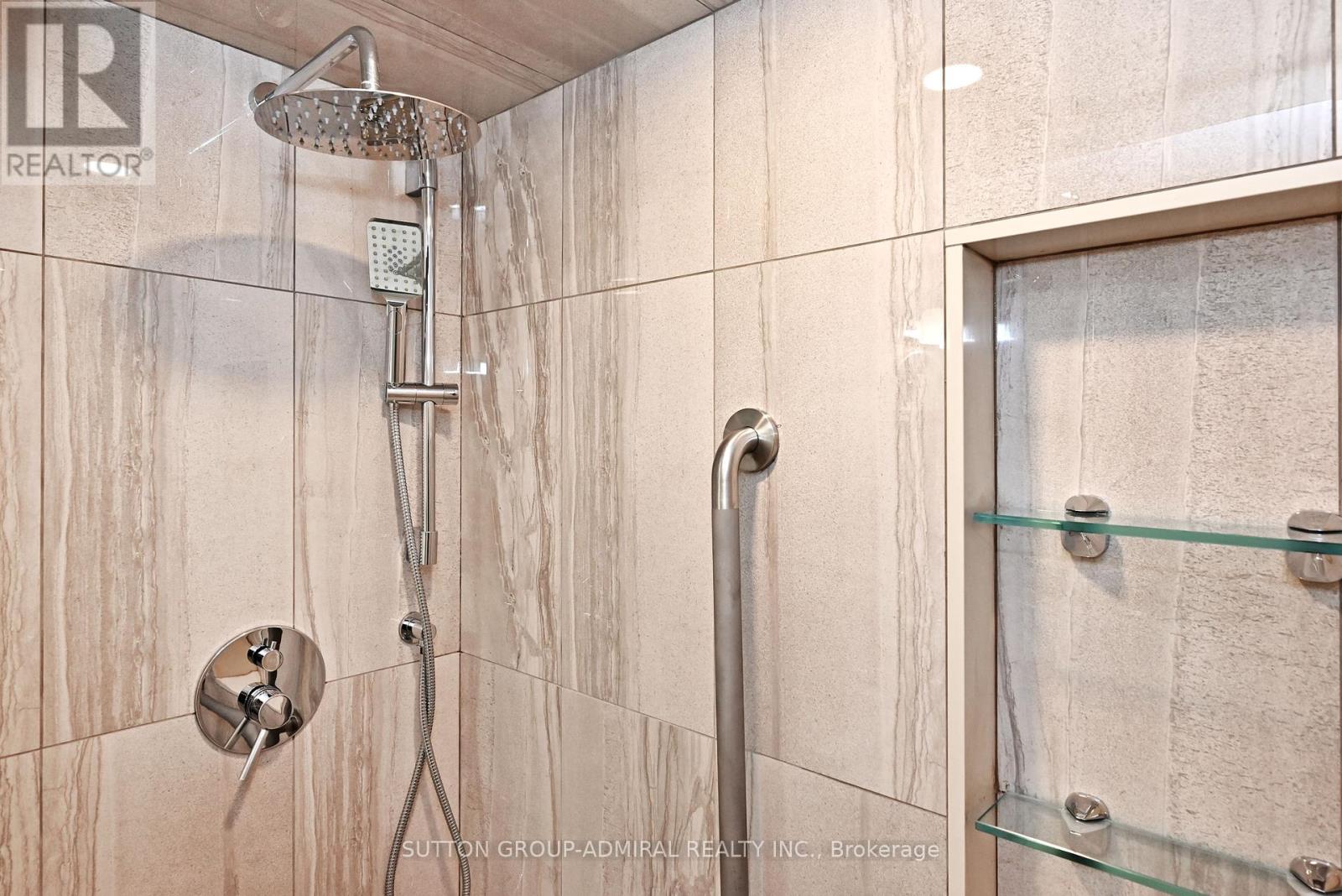 203 - 91 Townsgate Drive, Vaughan (Crestwood-Springfarm-Yorkhill), Ontario  L4J 8E8 - Photo 27 - N12422893