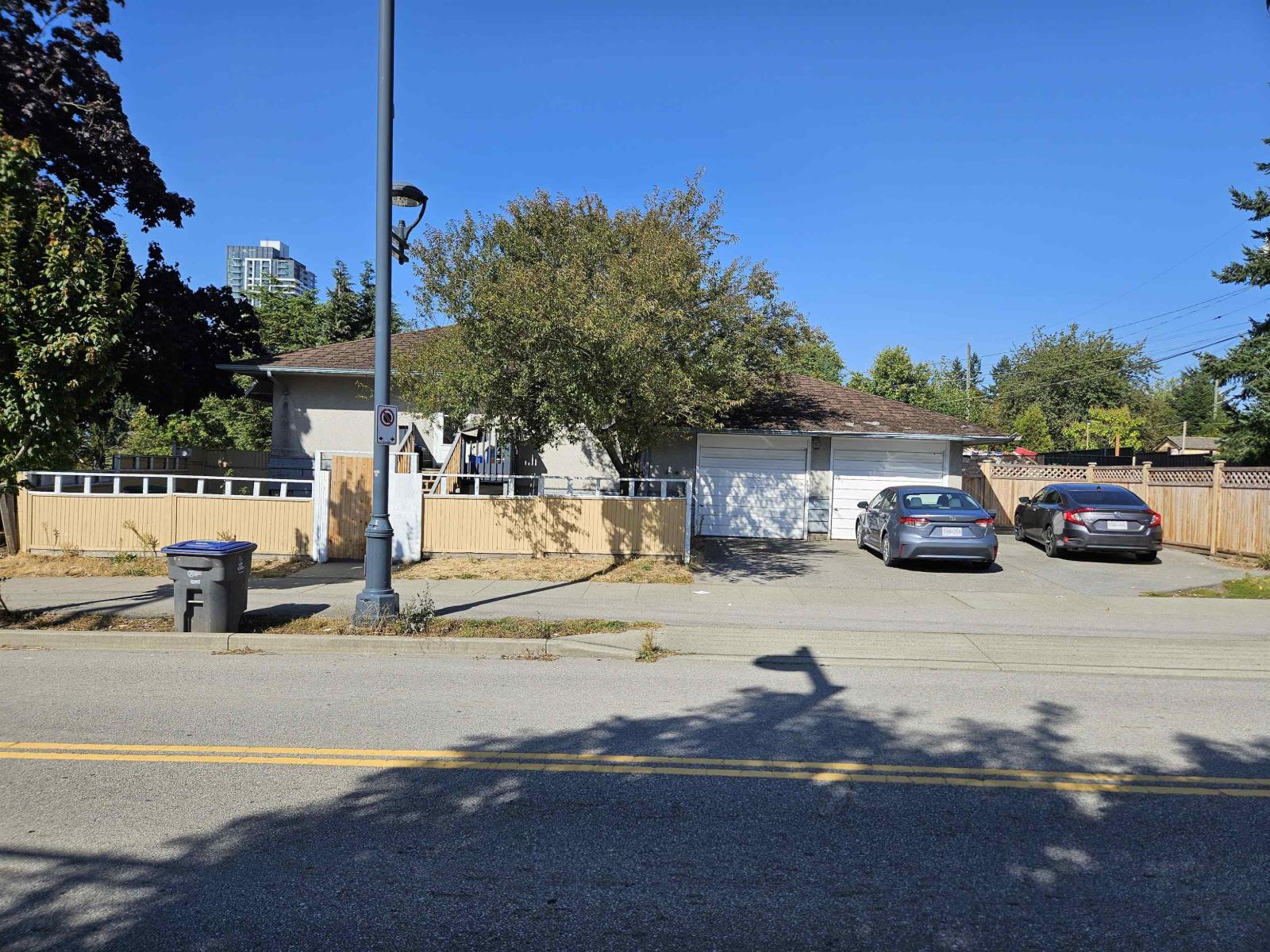 10564 137a Street, Surrey, British Columbia  V3T 4J6 - Photo 3 - R3050363