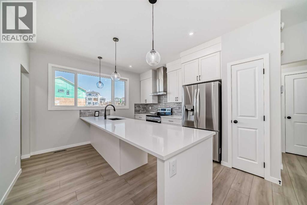 208 Lucas Place Nw, Calgary, Alberta  T3P 2E6 - Photo 8 - A2210904