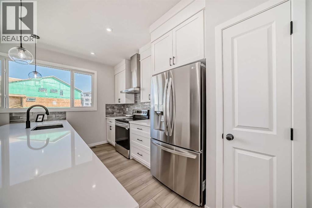 208 Lucas Place Nw, Calgary, Alberta  T3P 2E6 - Photo 10 - A2210904