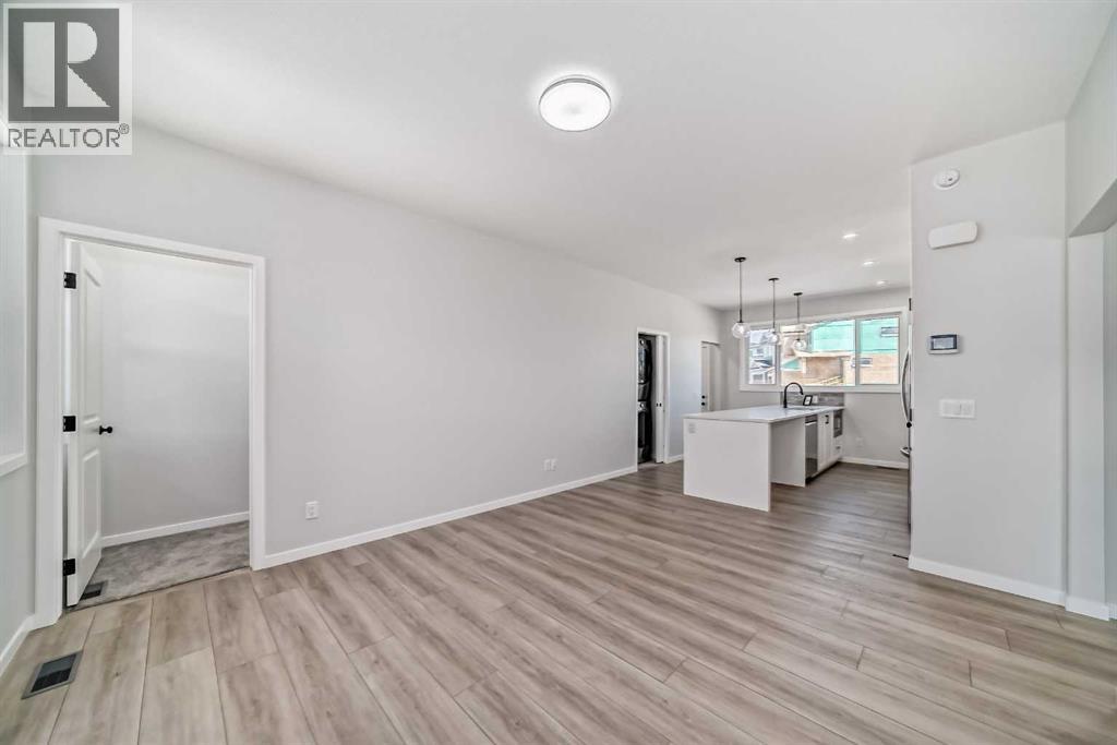 208 Lucas Place Nw, Calgary, Alberta  T3P 2E6 - Photo 6 - A2210904