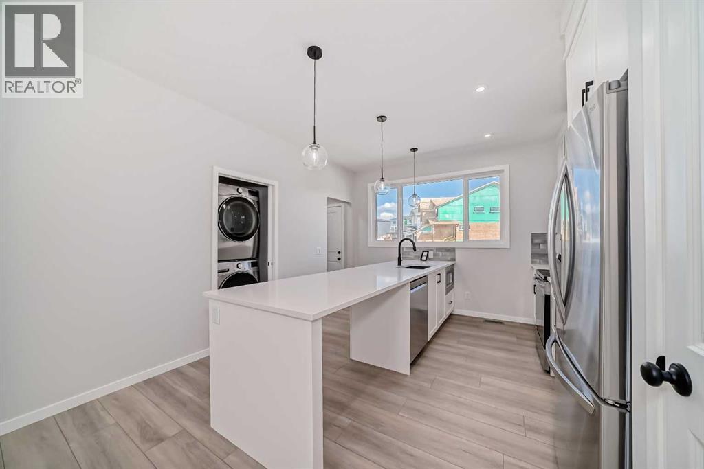 208 Lucas Place Nw, Calgary, Alberta  T3P 2E6 - Photo 9 - A2210904