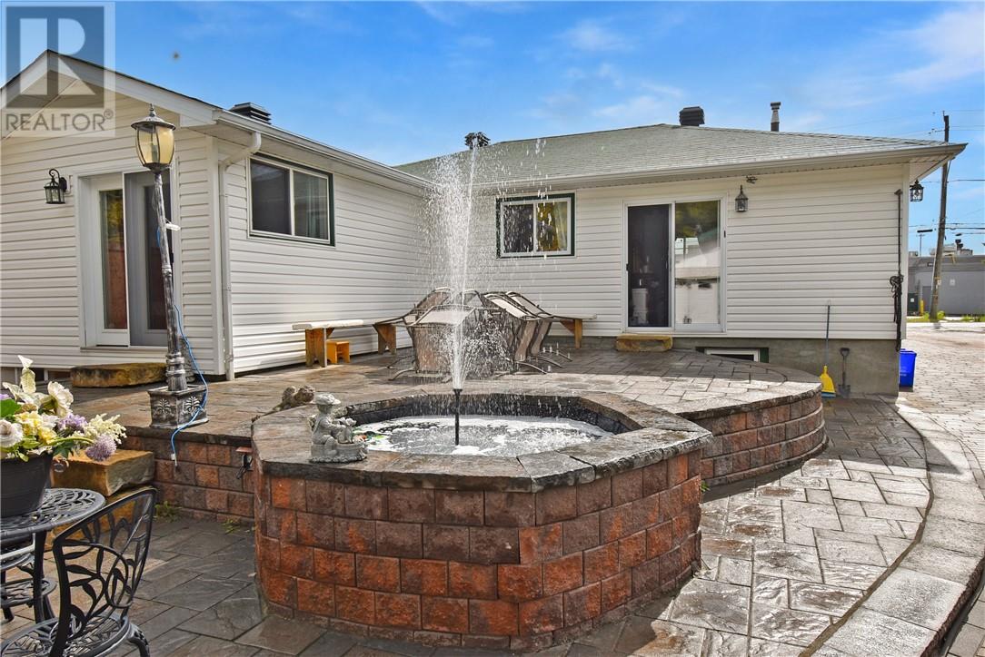 1536 Sparks Street, Sudbury, Ontario  P3A 2E1 - Photo 8 - 2124877