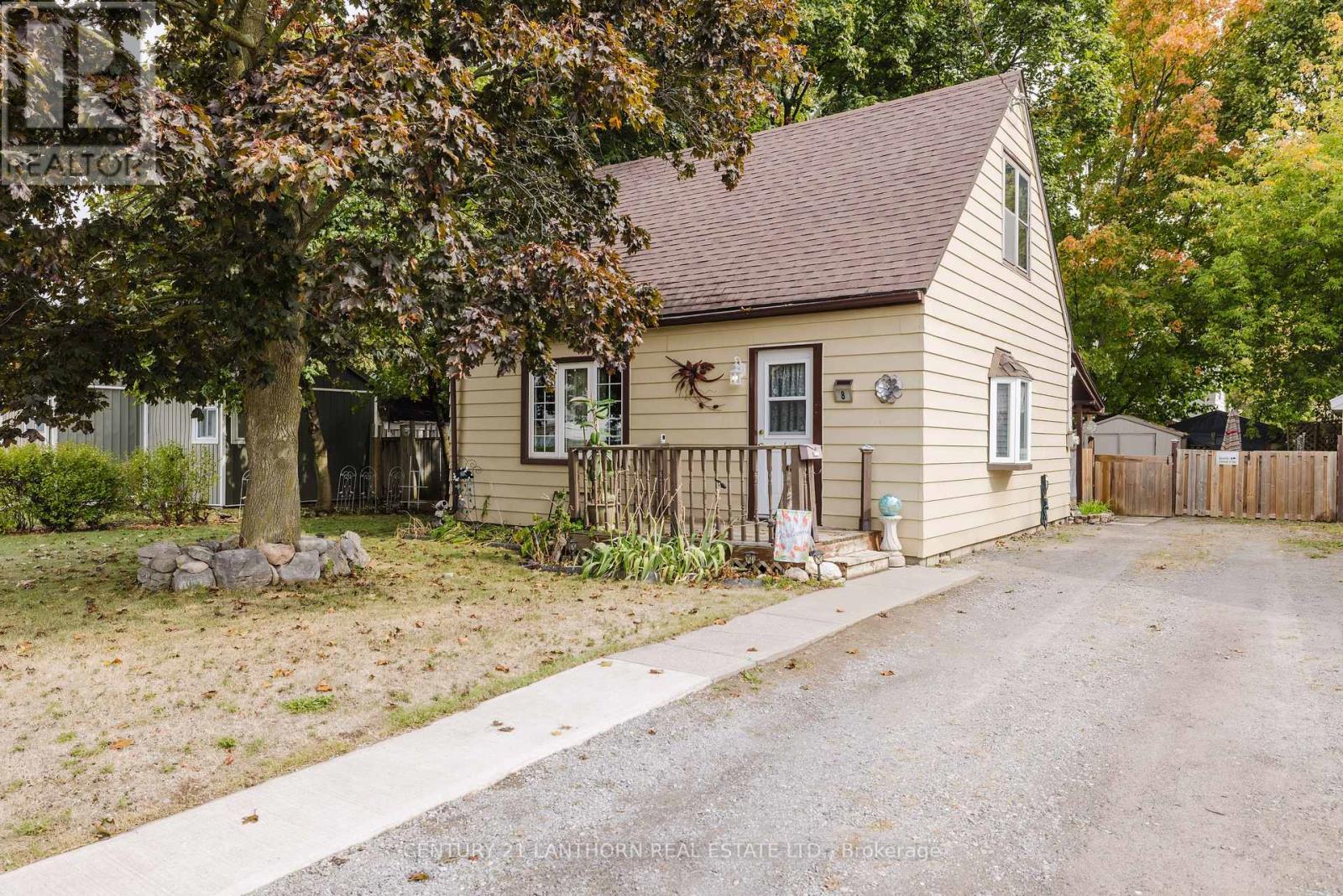 8 JOHNSON ROAD, Quinte West, Ontario