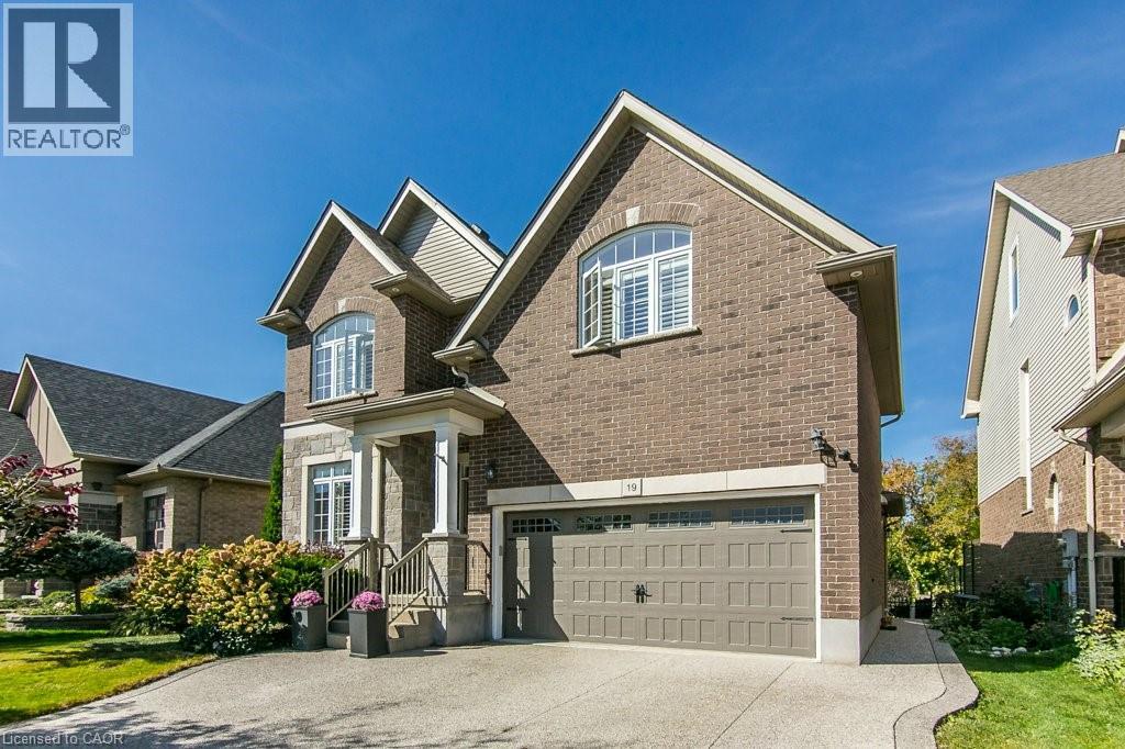 19 Tremaine Drive, Kitchener, Ontario  N2A 4L9 - Photo 2 - 40772487