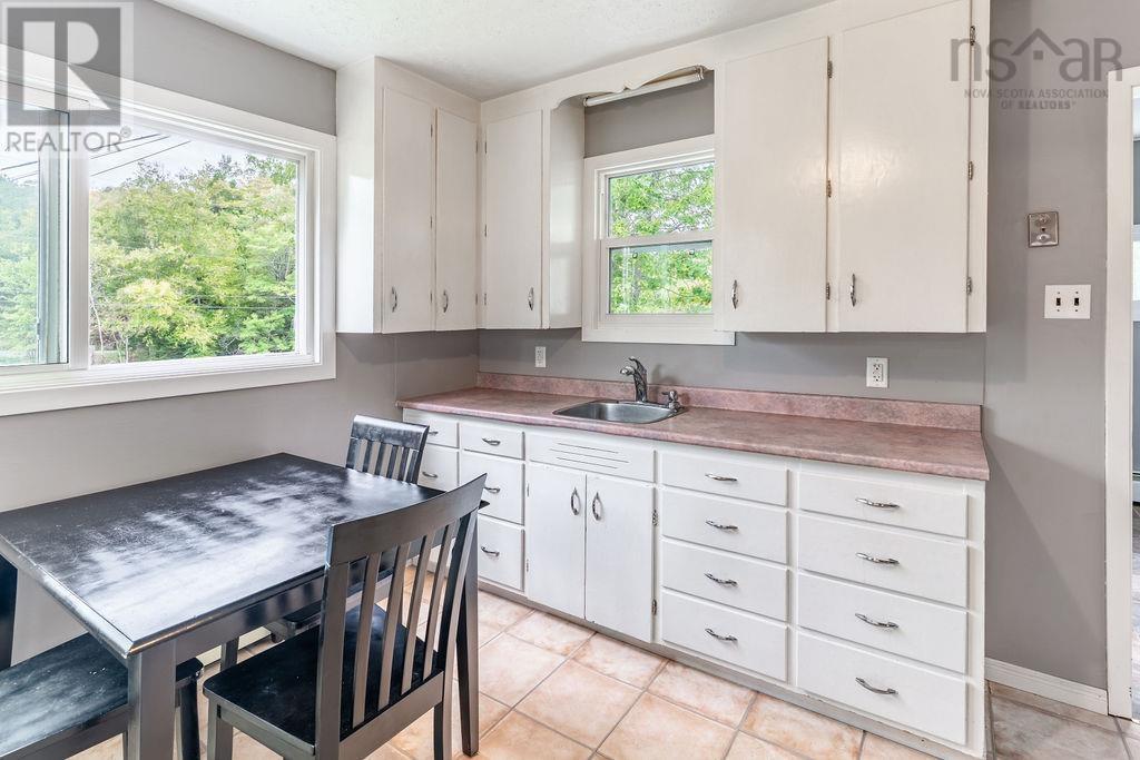 15 Breezy Lane, Lake Echo, Nova Scotia  B3E 1L9 - Photo 6 - 202524156