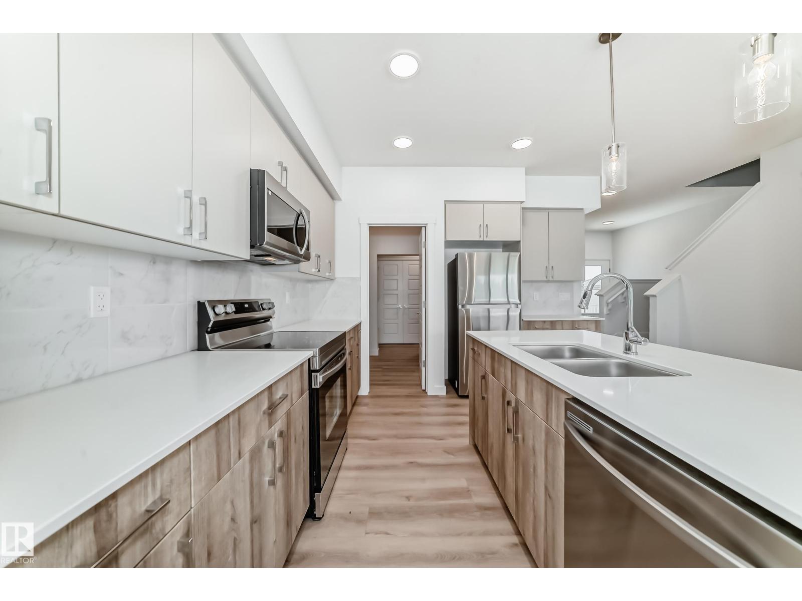 637 Kinglet Bv Nw, Edmonton, Alberta  T5S 0S8 - Photo 10 - E4459163